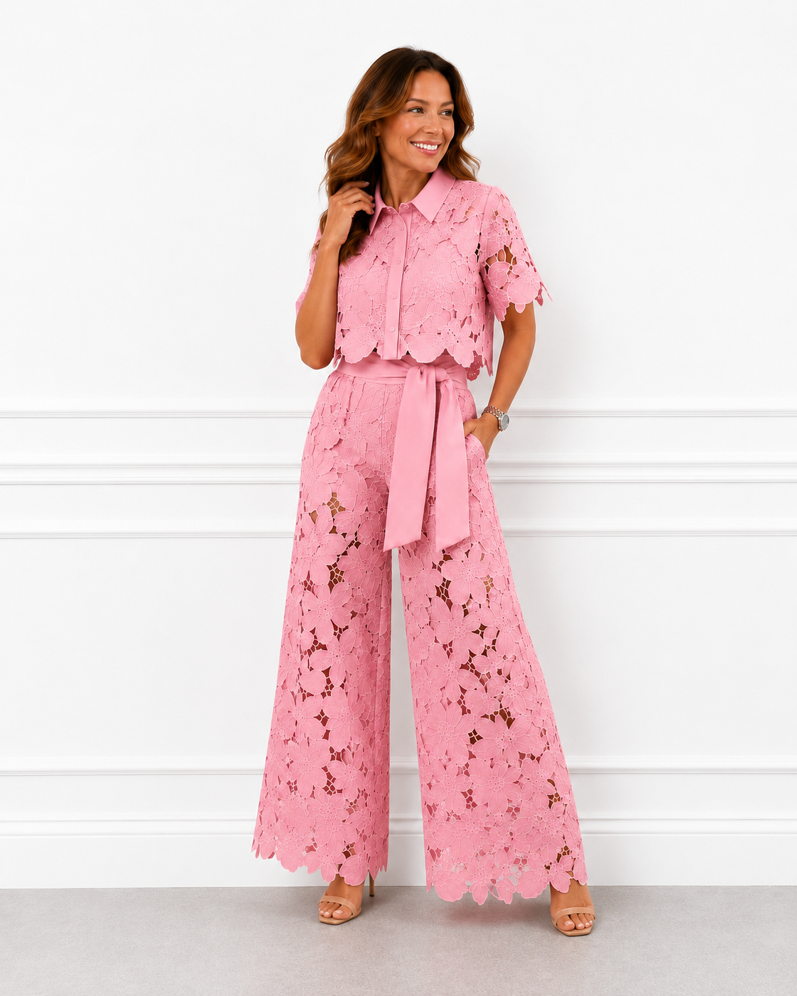 Mónica - Conjunto de top camisero y pantalón ancho en encaje calado floral