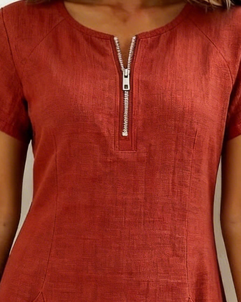 Isabel | Vestido corto con cremallera en el escote y bolsillos