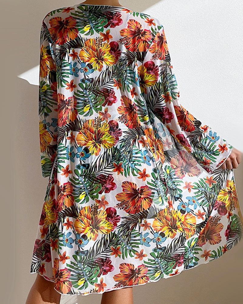 Alicia | Conjunto de bikini de tres piezas con kimono y estampado tropical