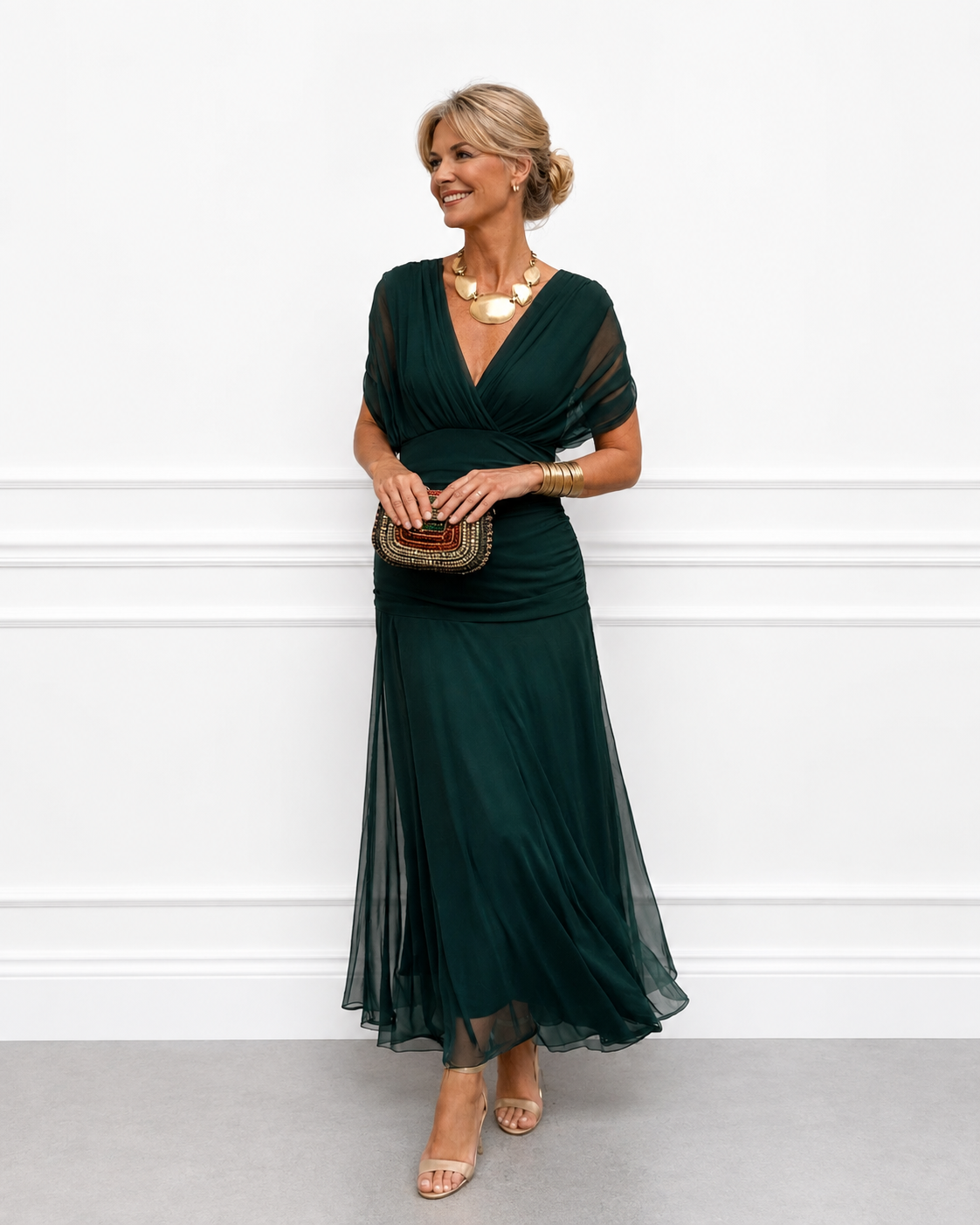 Adriana - Vestido maxi fluido con escote cruzado off-shoulder