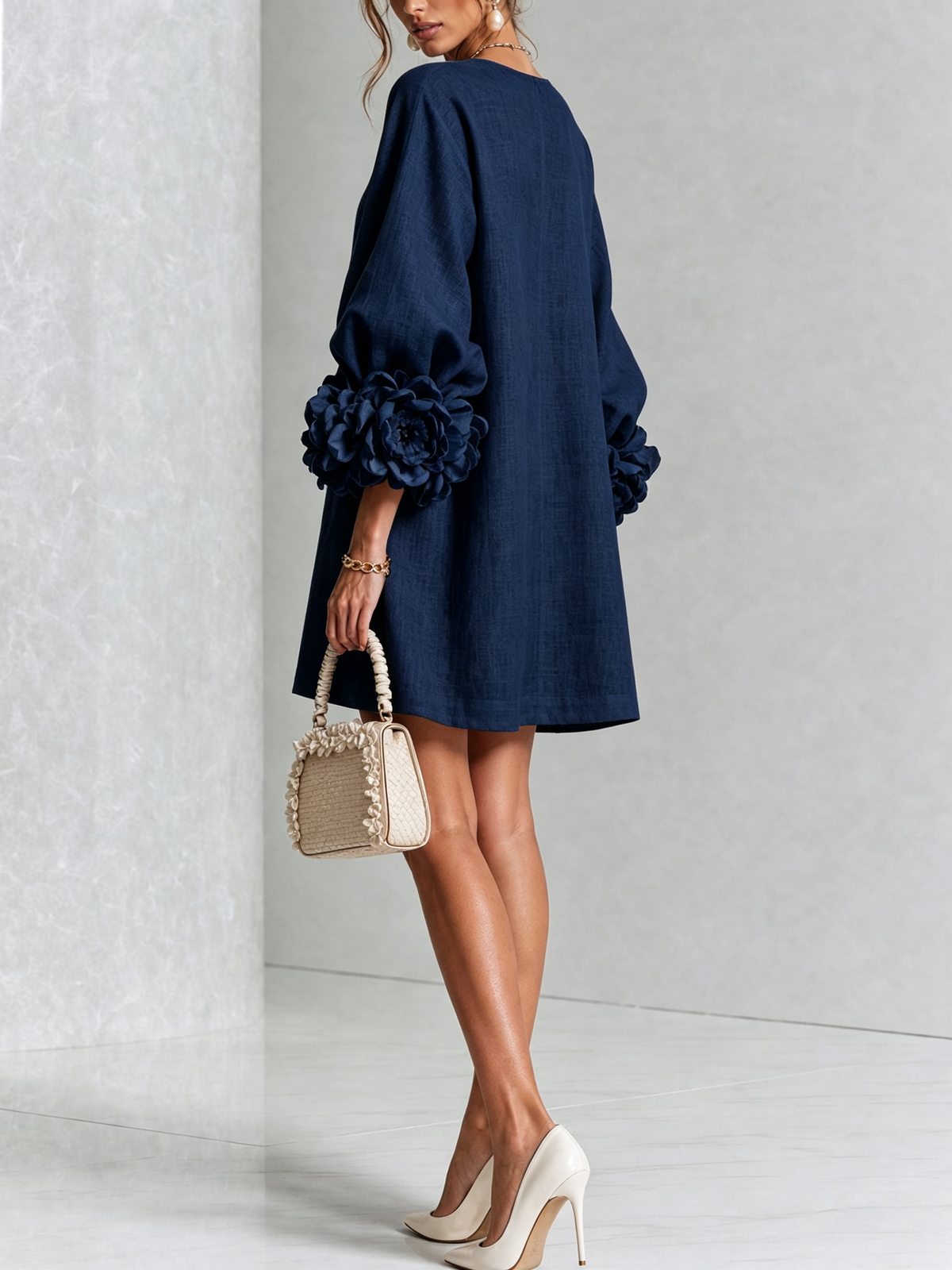 Elena | Vestido corto con mangas florales
