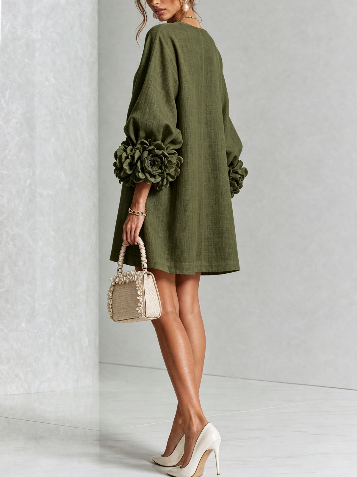 Elena | Vestido corto con mangas florales