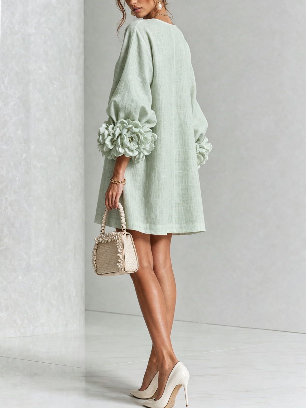 Elena | Vestido corto con mangas florales