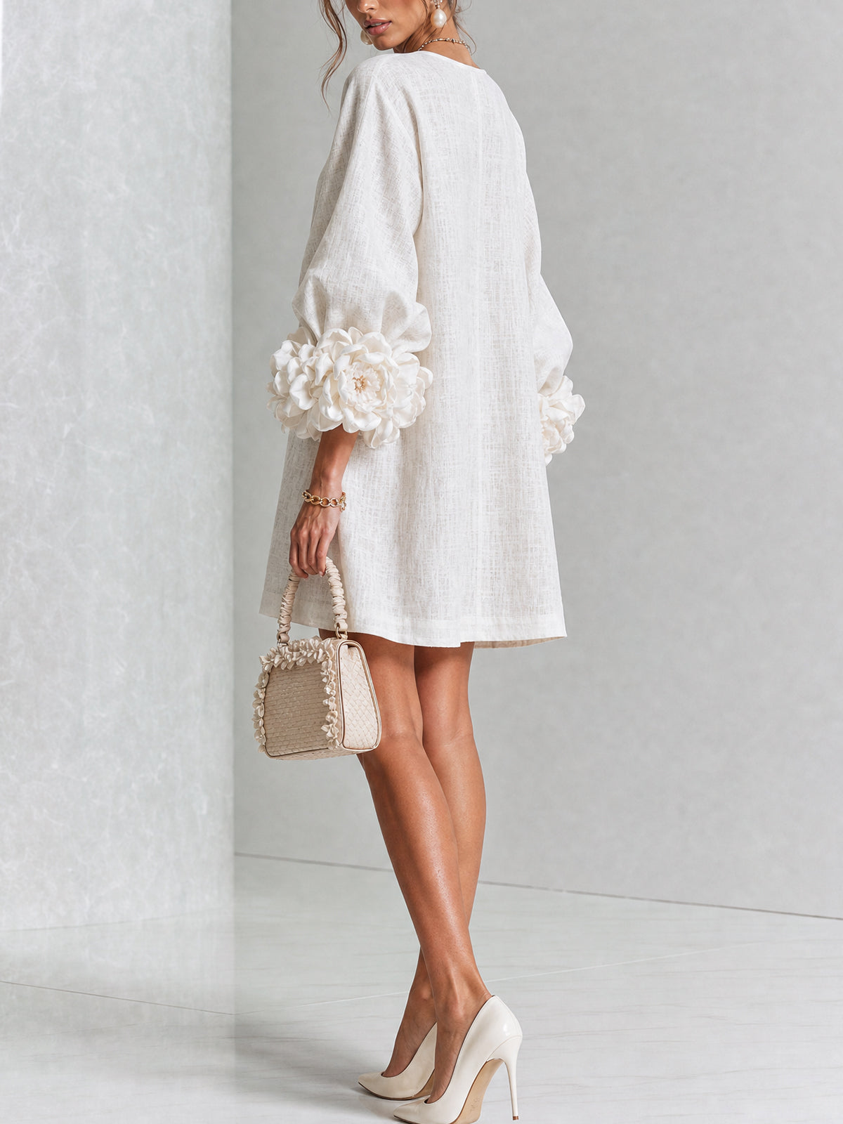 Elena | Vestido corto con mangas florales