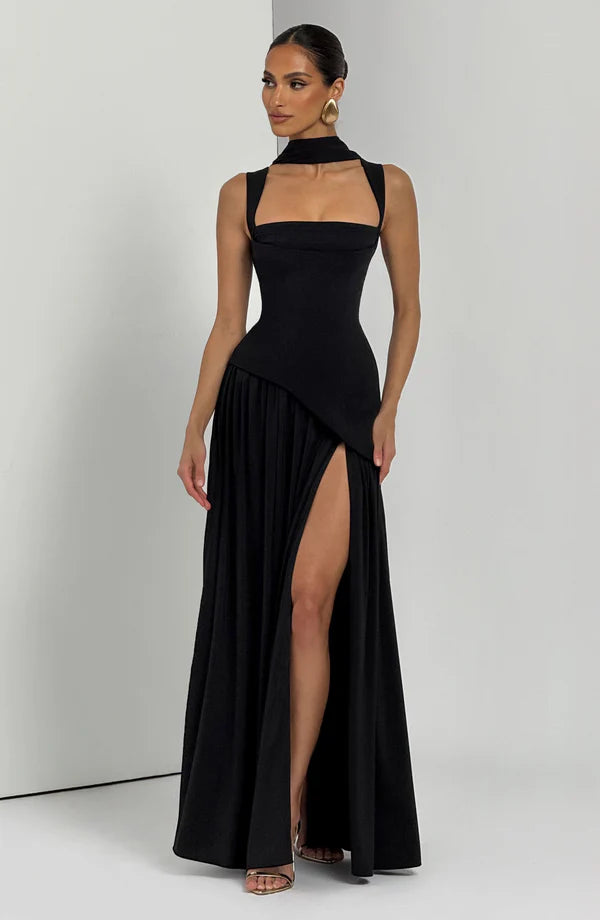 Aitana | Vestido maxi con tirantes y abertura lateral