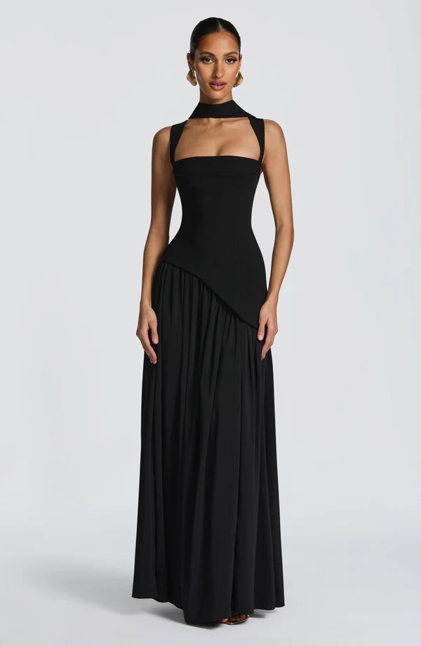 Aitana | Vestido maxi con tirantes y abertura lateral