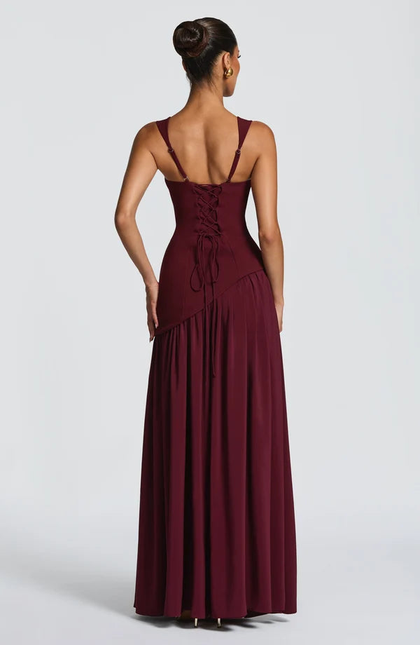 Aitana | Vestido maxi con tirantes y abertura lateral