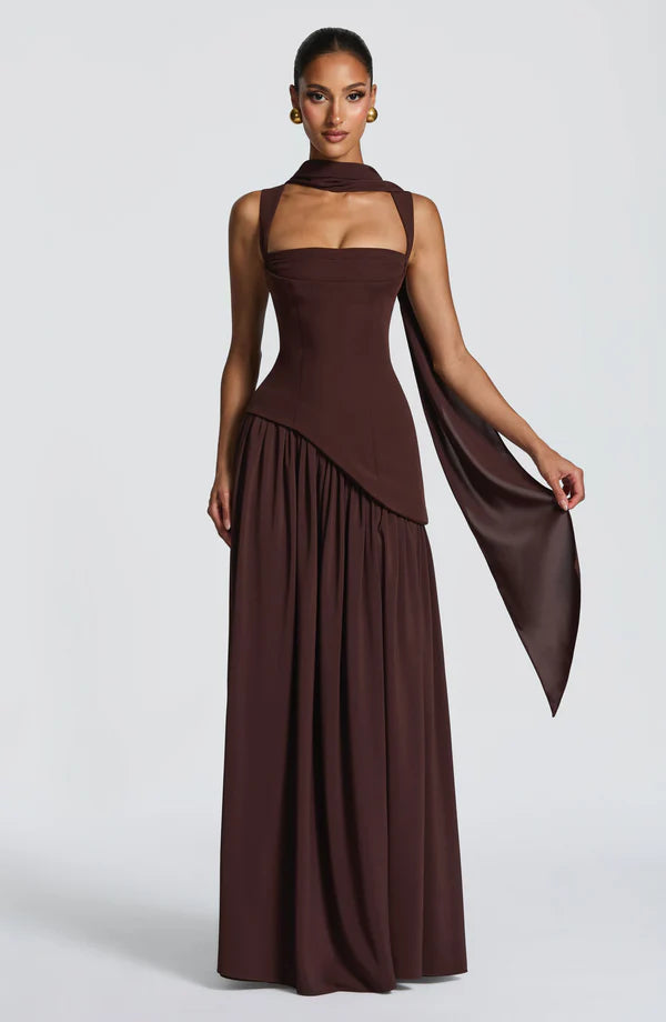 Aitana | Vestido maxi con tirantes y abertura lateral